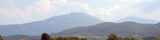 Сува планина - поглед из села Гркиња